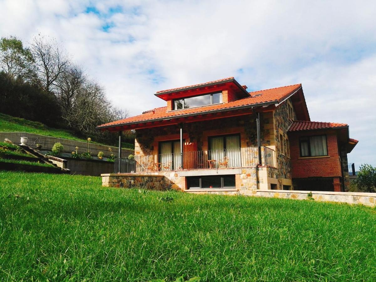La Onda Villa Ramales de la Victoria Luaran gambar