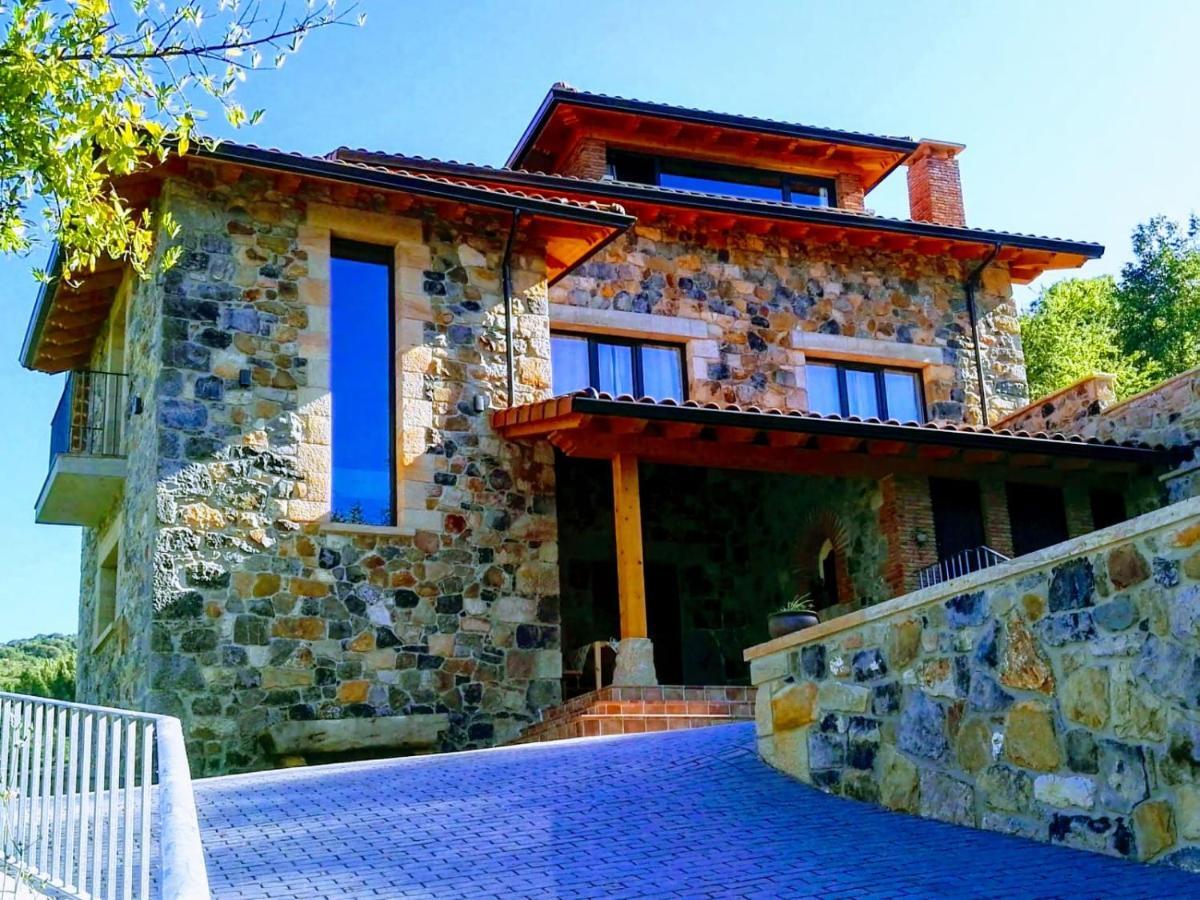 La Onda Villa Ramales de la Victoria Luaran gambar